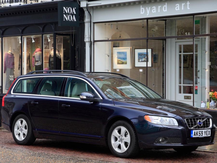  Volvo V70 DRIVe Efficiency 2009 года  (UK) (фото 10 из 10)